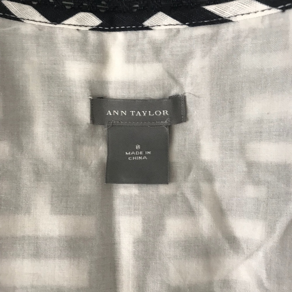 Ann Taylor Navy / White Linen Dress Size 8 - Picture 2 of 3
